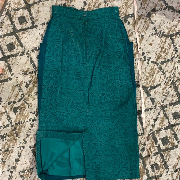 Vintage Green Suede and Leather Pencil Skirt - Picture 8 of 9